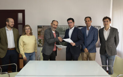 Pronamic y la Universidad de Huelva unen fuerzas para impulsar la innovación con la nueva Cátedra de Inteligencia Artificial Aplicada a los Sectores Productivos